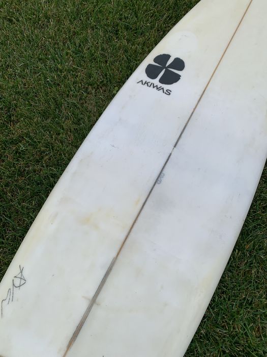 Prancha Surf Akiwas DVD 5’8/18’75/2,35 26.1L