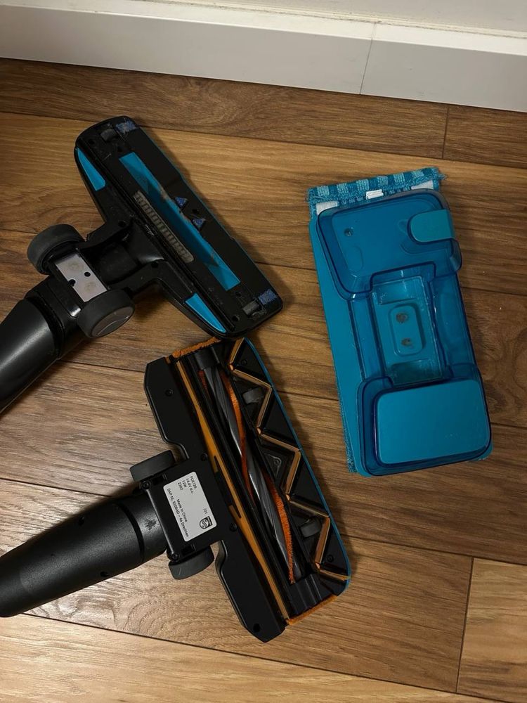 Philips SpeedPro Aqua - bezprzewodowy odkurzacz z mopem + pełen zestaw