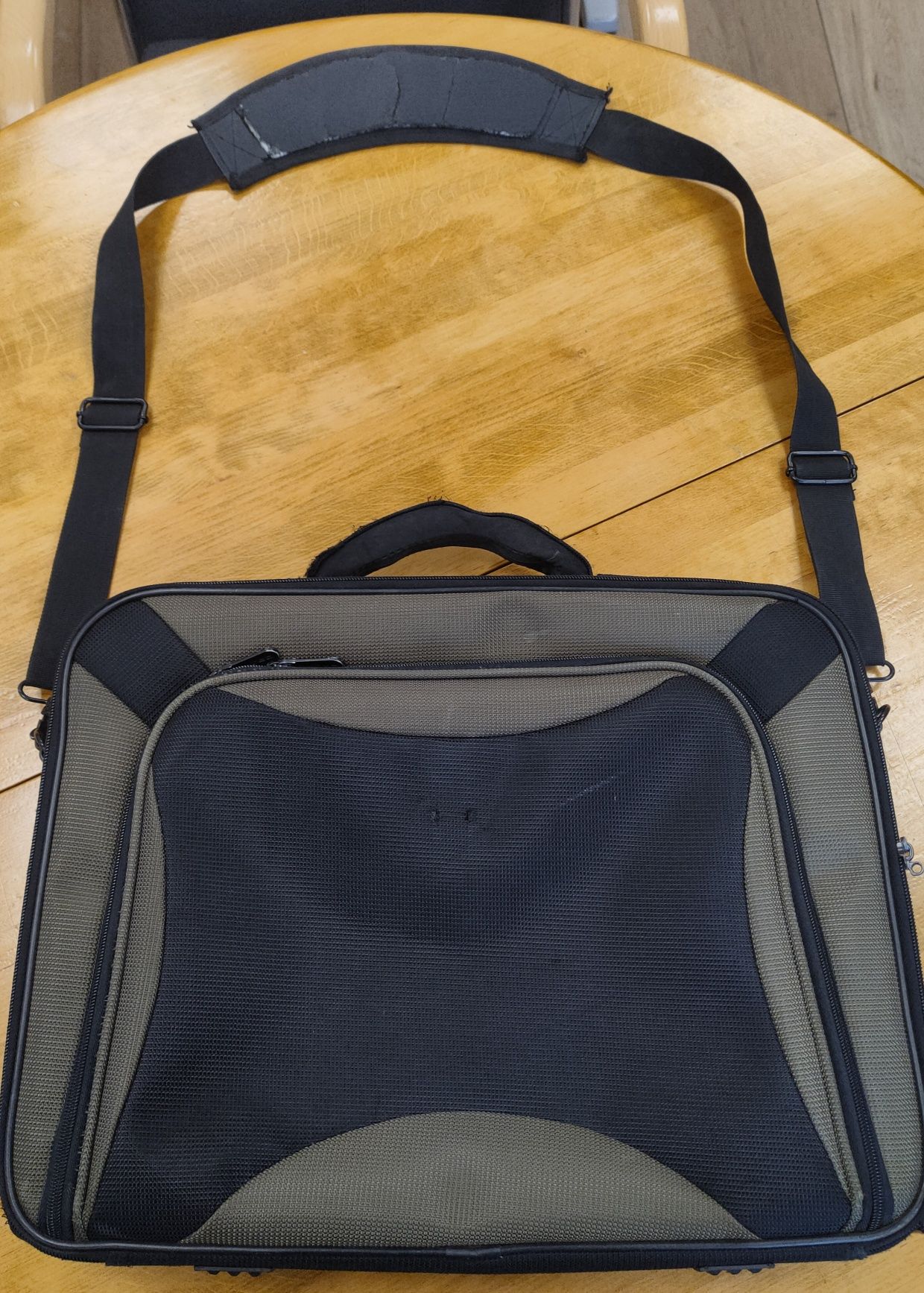 Torba na laptopa