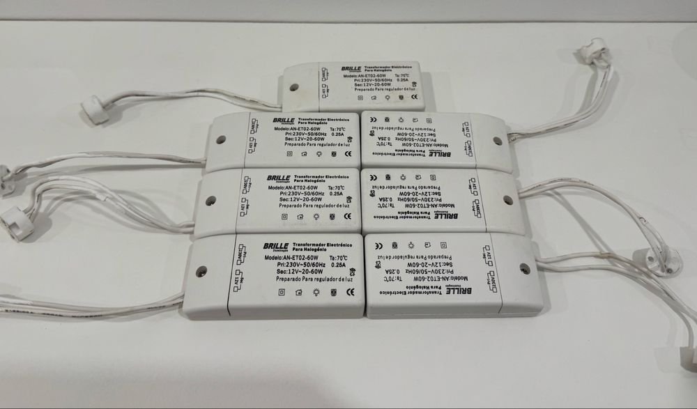 Apliques para embutir com luzes, casquilho e transformador