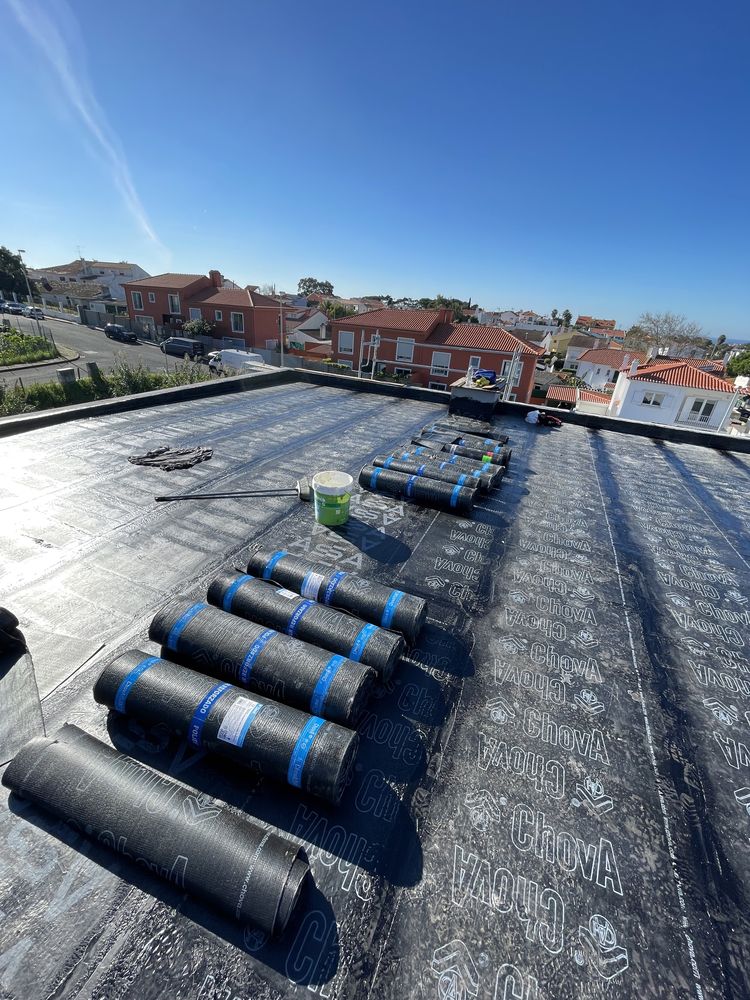 Serviços de impermeabilização e painel sanduíche