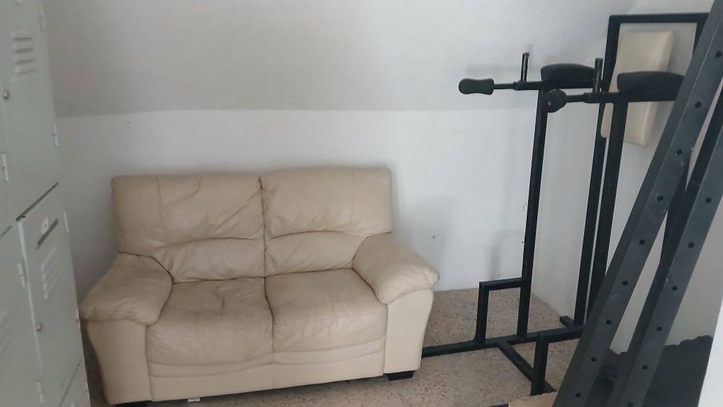 Bosu, sacos boxe, Estante, arcos fitness , corda naval, sofá, cacifo