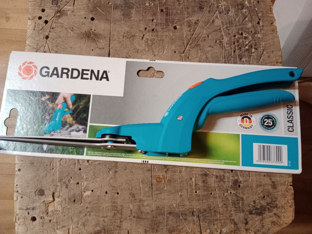 Nowe nożyce do trawy Gardena