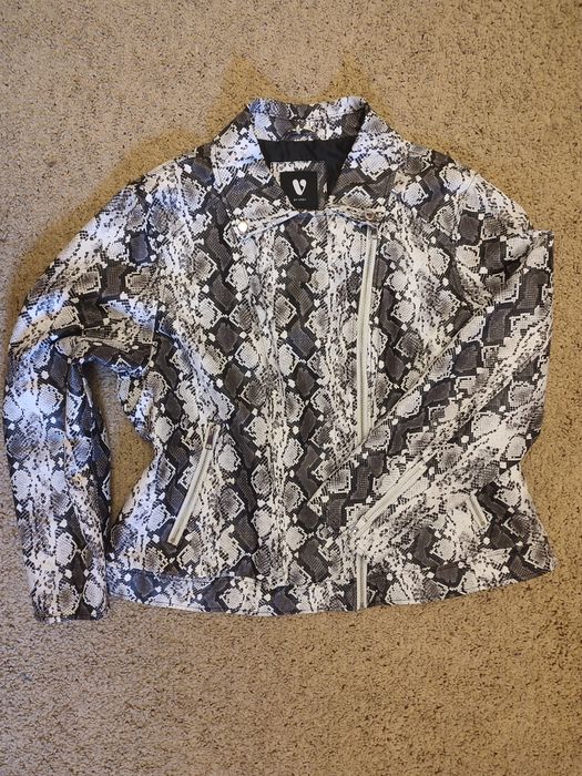 Куртка весна косуха екошкіра