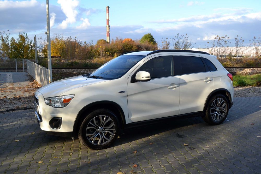 Mitsubishi ASX 1,6 benz 2015r. tylko 130 tys km kamera keyless 2x koła