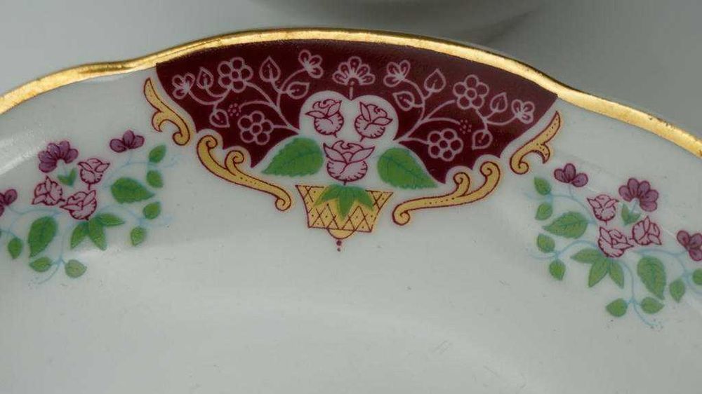 Ćmielów filiżanki na spodeczkach +mlecznik