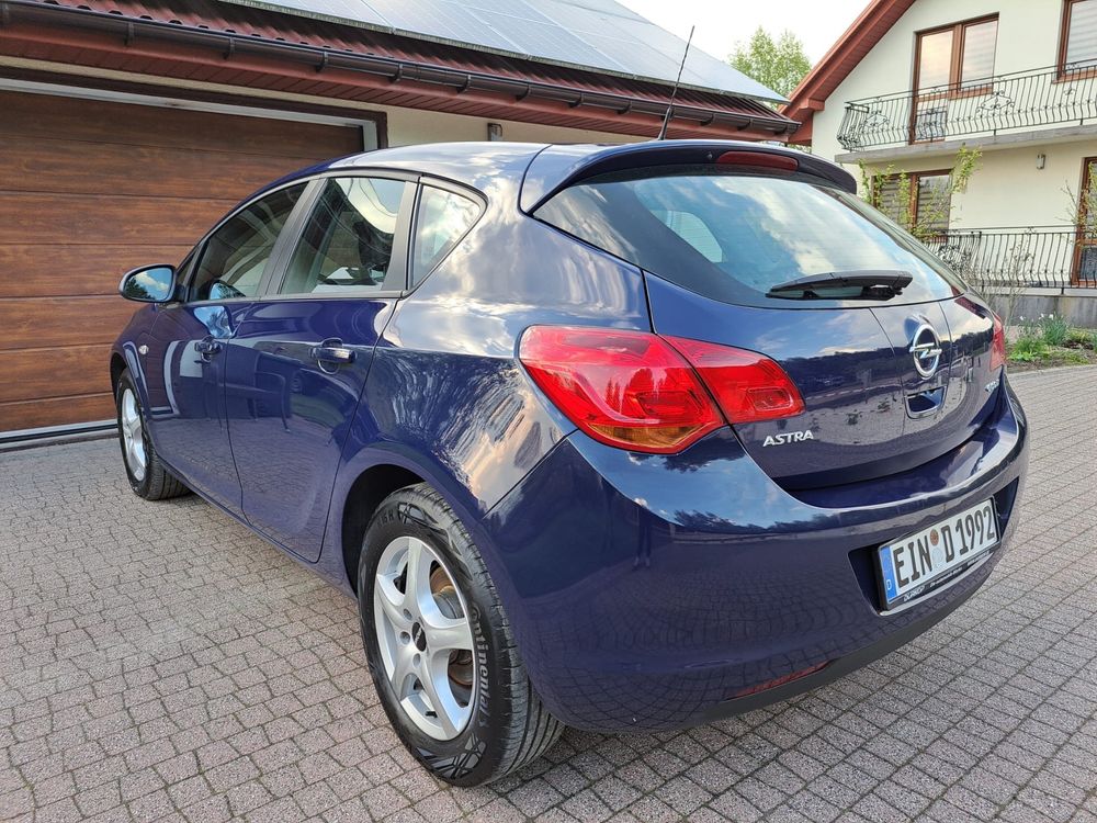 Opel Astra J 1.4 Benzyna