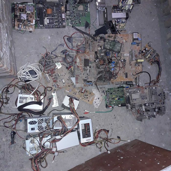 Złom elektroniczny