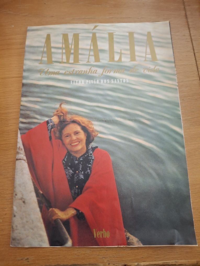 Amália Rodrigues prospecto uma estranha forma de vida