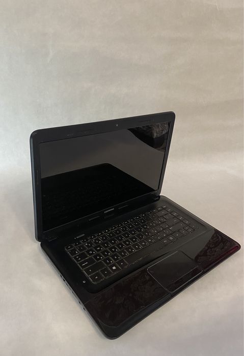 Недорогий ноутбук HP Compaq CQ58 – робочий