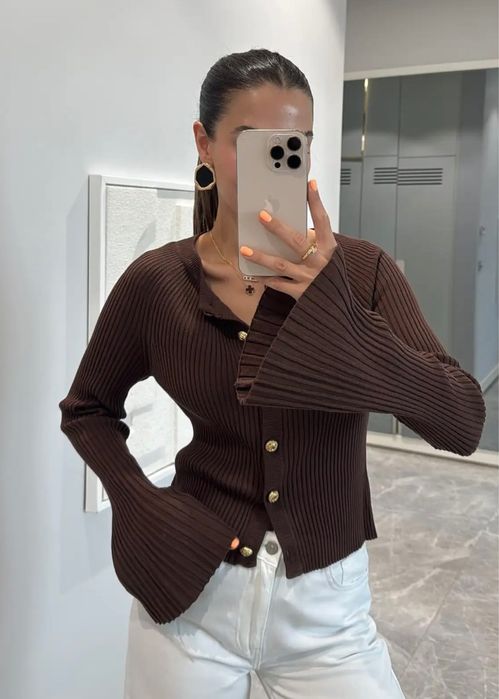 Шоколадний кардиган із золотою фурнітурою, кардиган шоко на ґудзиках