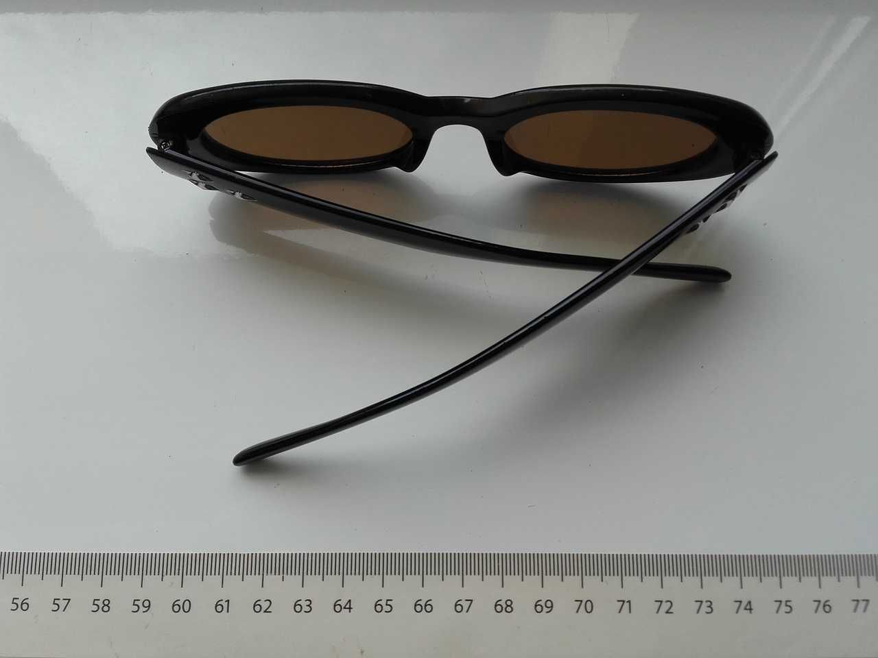 Okulary przeciwsłoneczne, kolor czarny, dla osoby dorosłej, NOWE