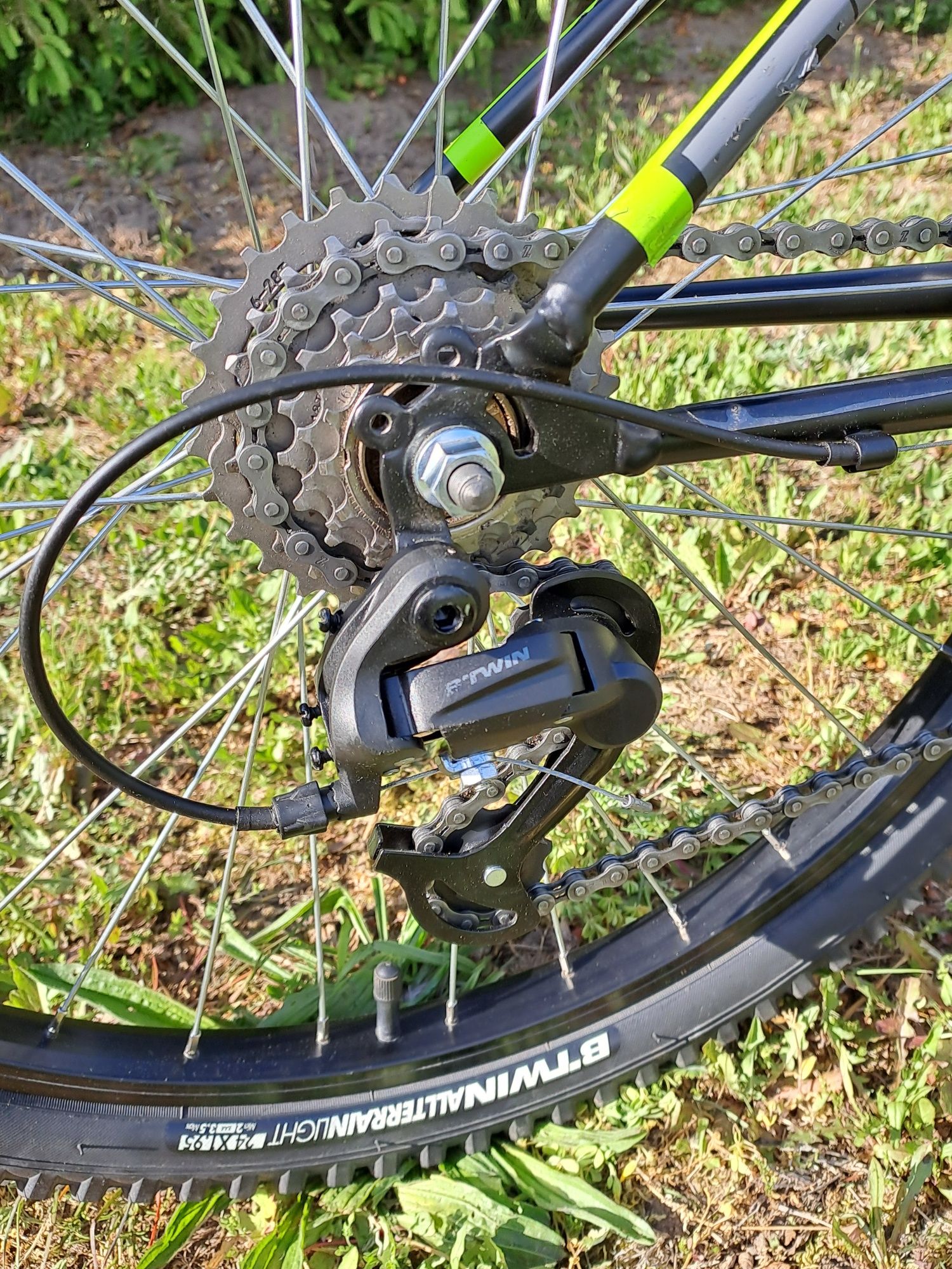 Młodzieżowy rower górski ROCKRIDER, B-twim. Idealny na prezent komunii