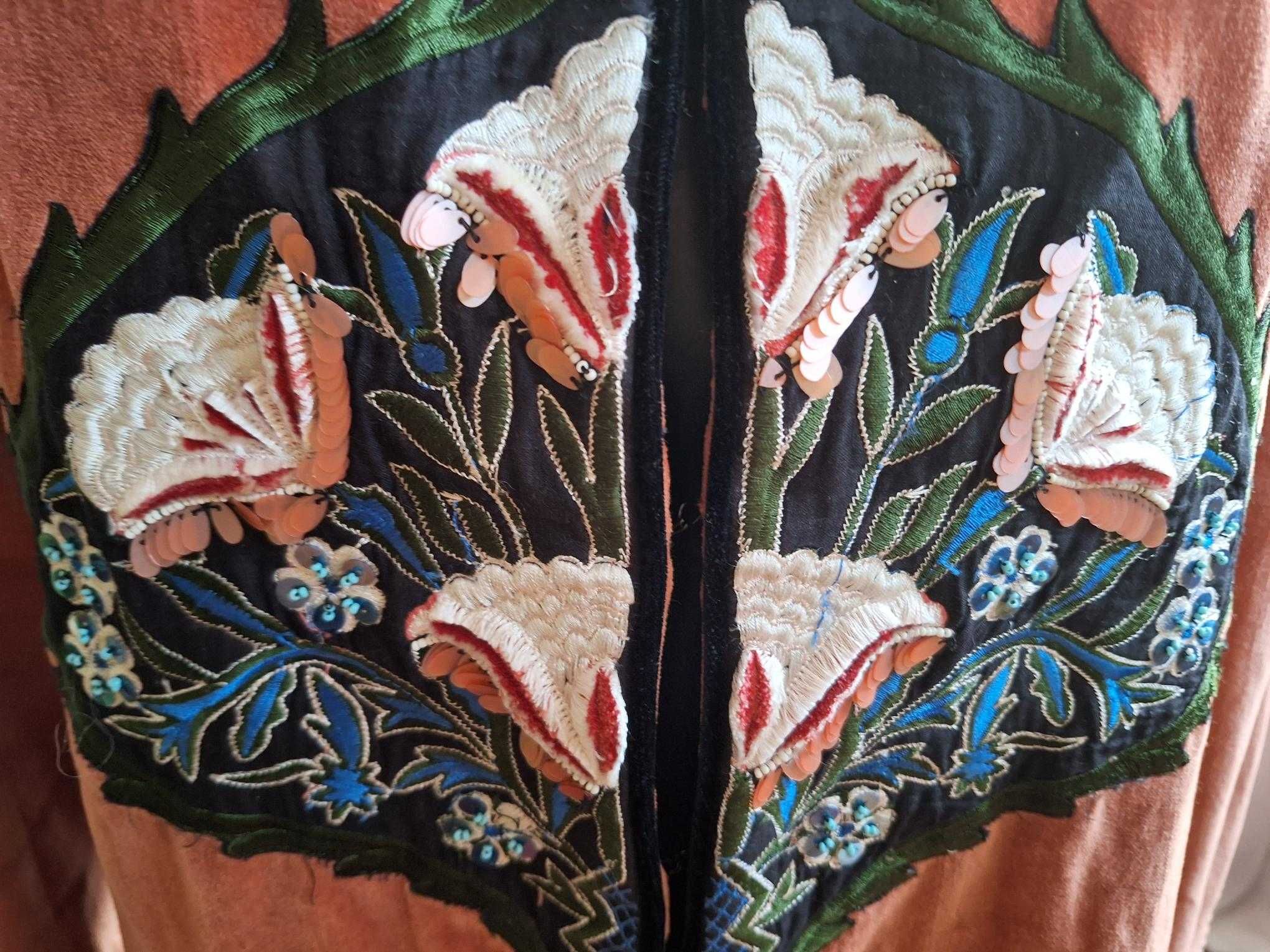 Luksusowy haftowany aksamitny żakiet