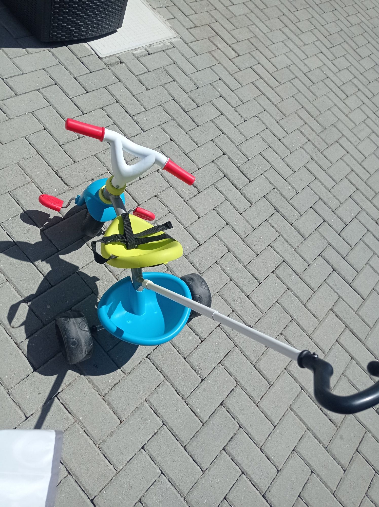 Triciclo smoby em bom estado