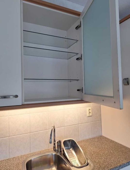 Meble kuchenne Uużywana kuchnia z Holandii z AGD  Śmietanka