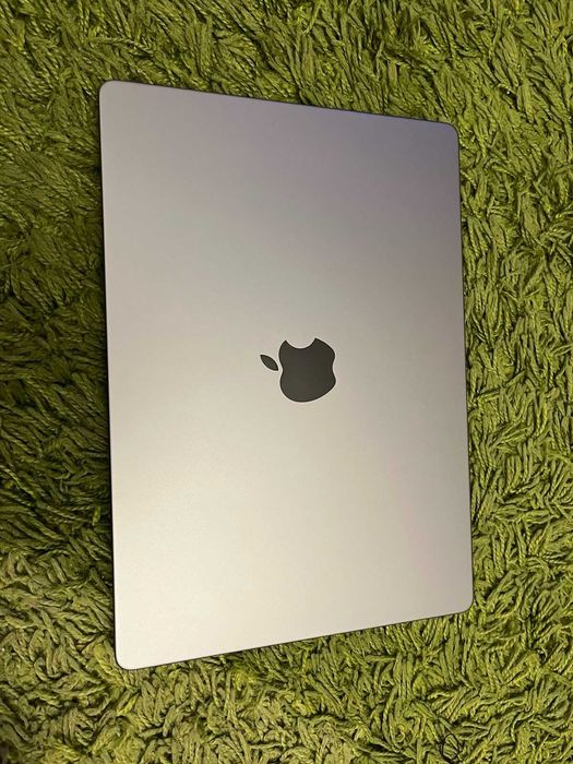 MacBook Pro M1 | 14 cal | 16 gb RAM | 512 GB | 105 cykli ładowania