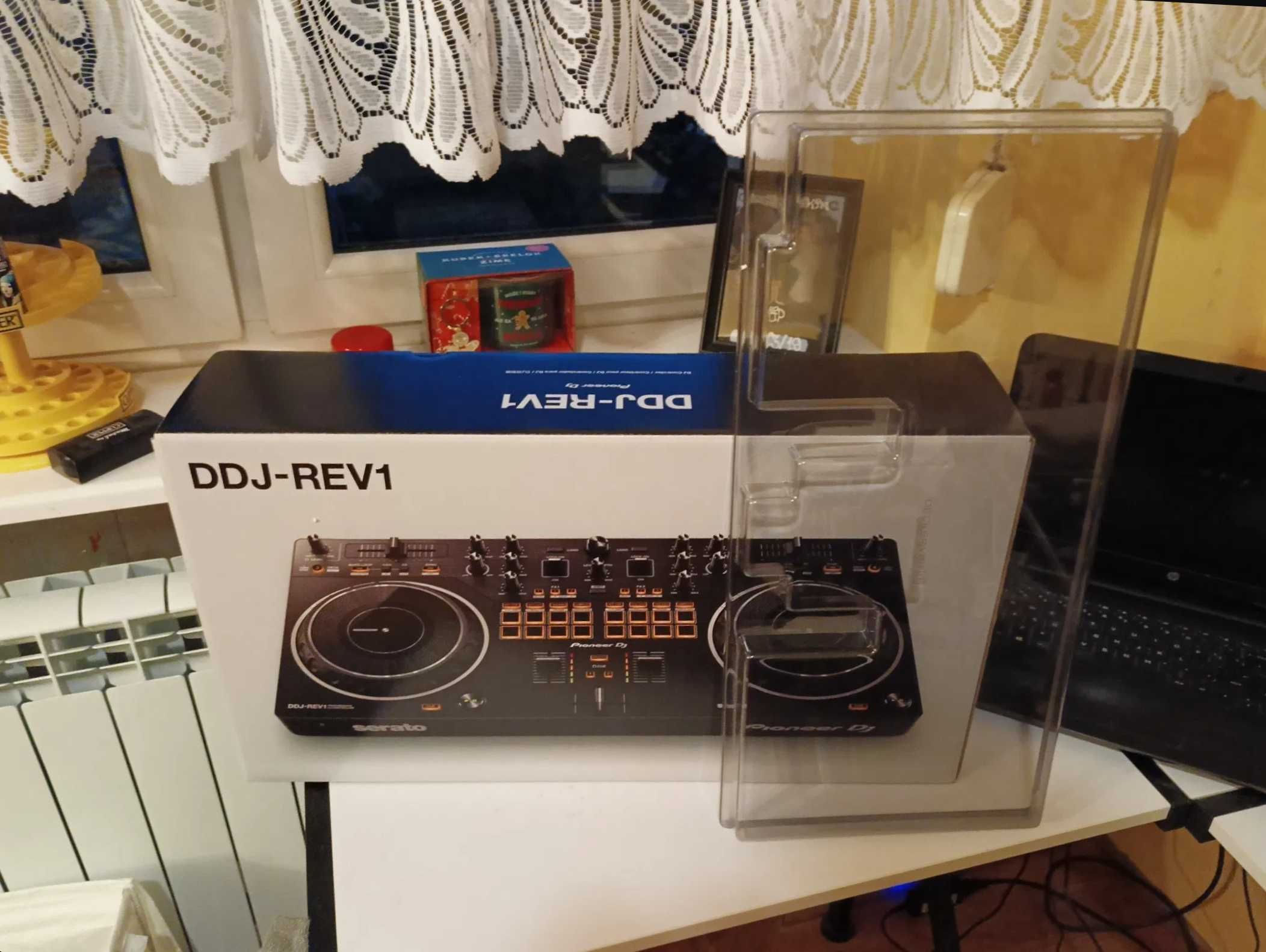 Pioneer DDJ-REV1 + Decksaver