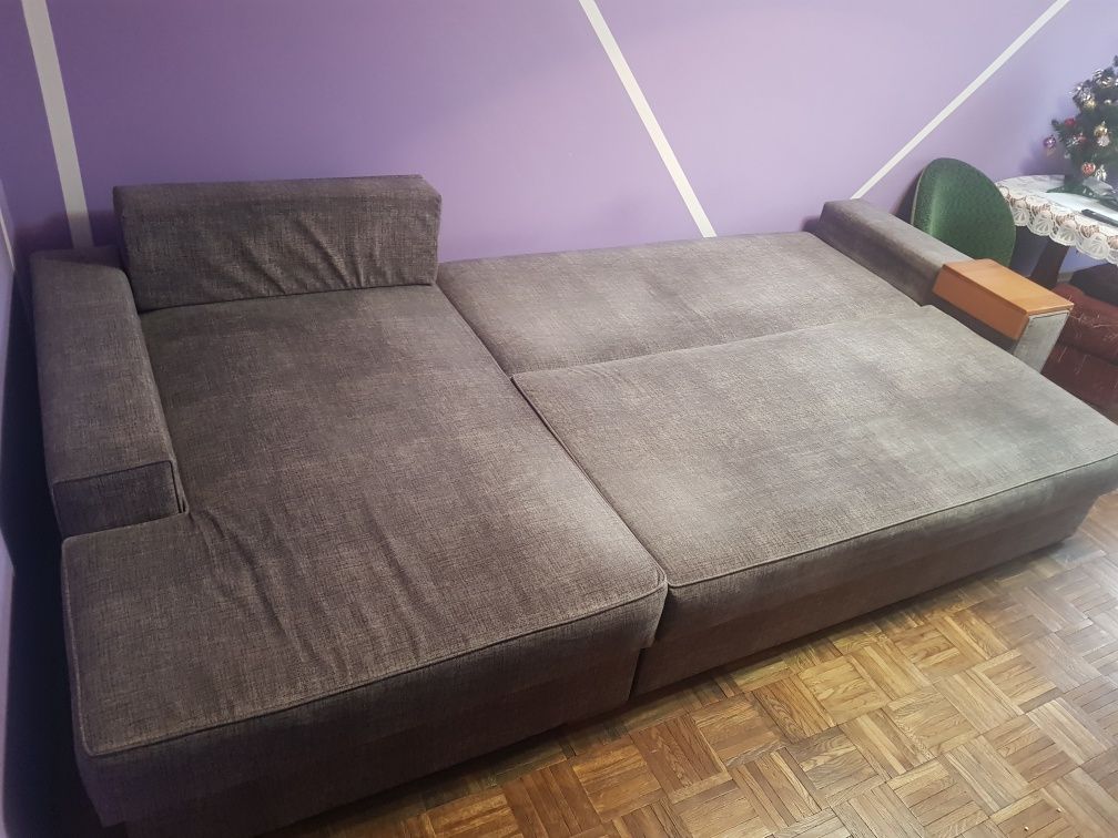 Narożnik z Funkcją Spania Duży