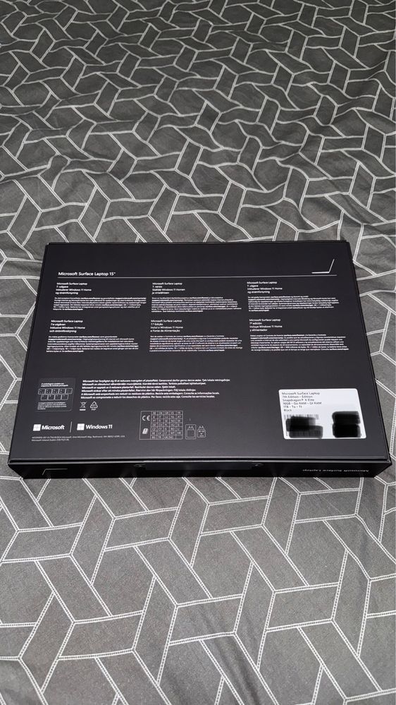 Surface Laptop 15 - Copilot+ PC  (NOVO e SELADO)