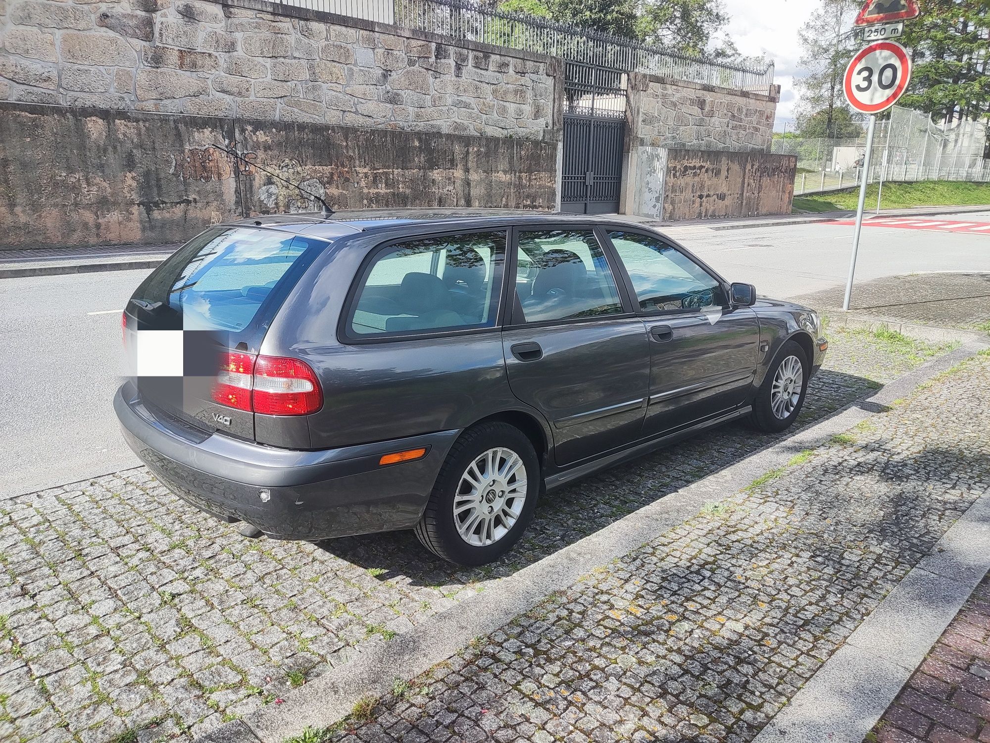 Volvo V40 1.9d ano 2002