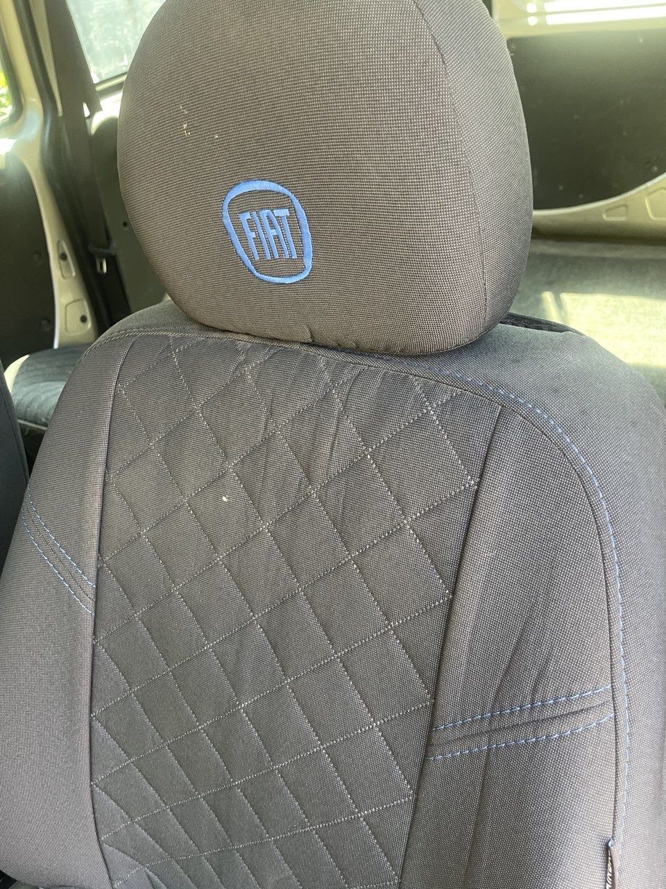 Задний ряд сидений Fiat Doblo