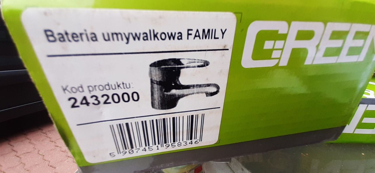 Bateria umywalkowa nowa z korkiem