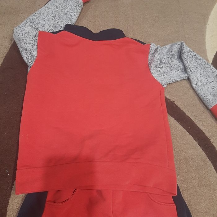 Спортивный костюм