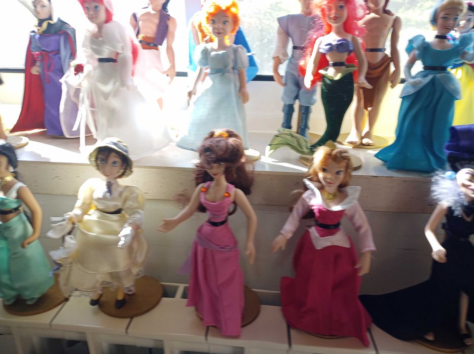 Coleção bonecas porcelana Disney