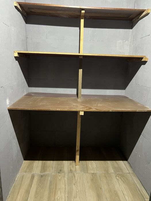 Комора, кладова, підсобне приміщення