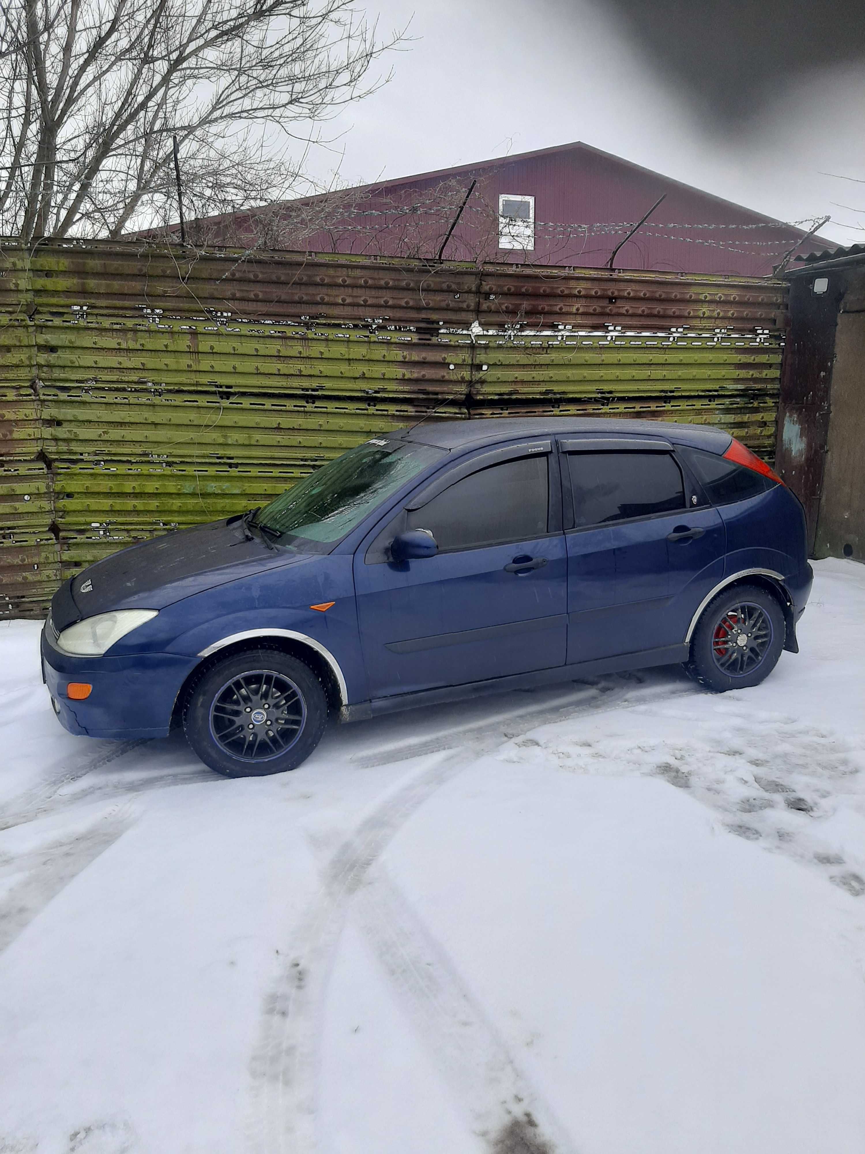 Продам Ford Focus 2000 рік хетчбек