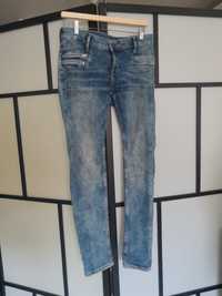 Spodnie jeansowe Mustang slim leg 28/32