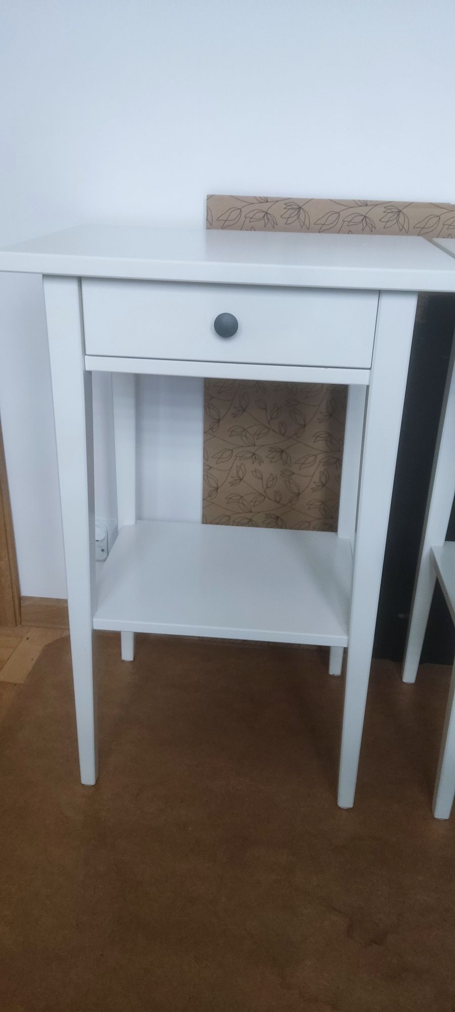 Stoliki nocne Hemnes Ikea