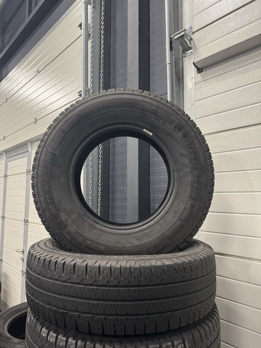225 75 R16C   MICHELIN   Agilis Camping,Всесезонні шини Б/В,Склад