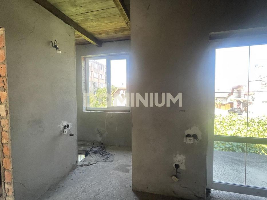 Продається будинок в м. Хуст