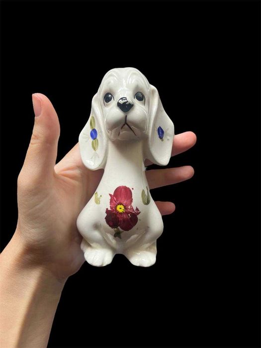 Porcelanowa figurka psa – 12 cm, handgemalt