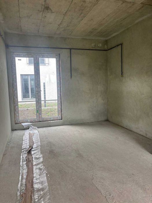 БЕЗ КОМІСІЇ  буд. 132 м (3 спальні) у Пасіках Зубр. , неподалік Сихова