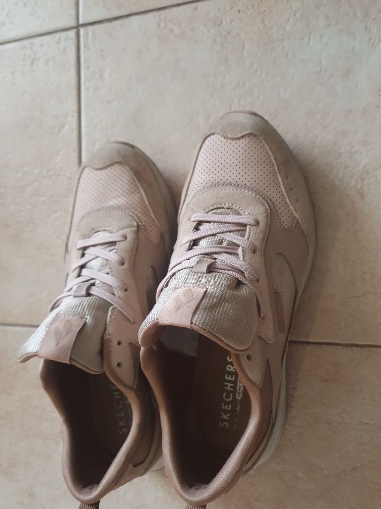Лёгкие и удобные кроссовки унисекс skechers  кожа
