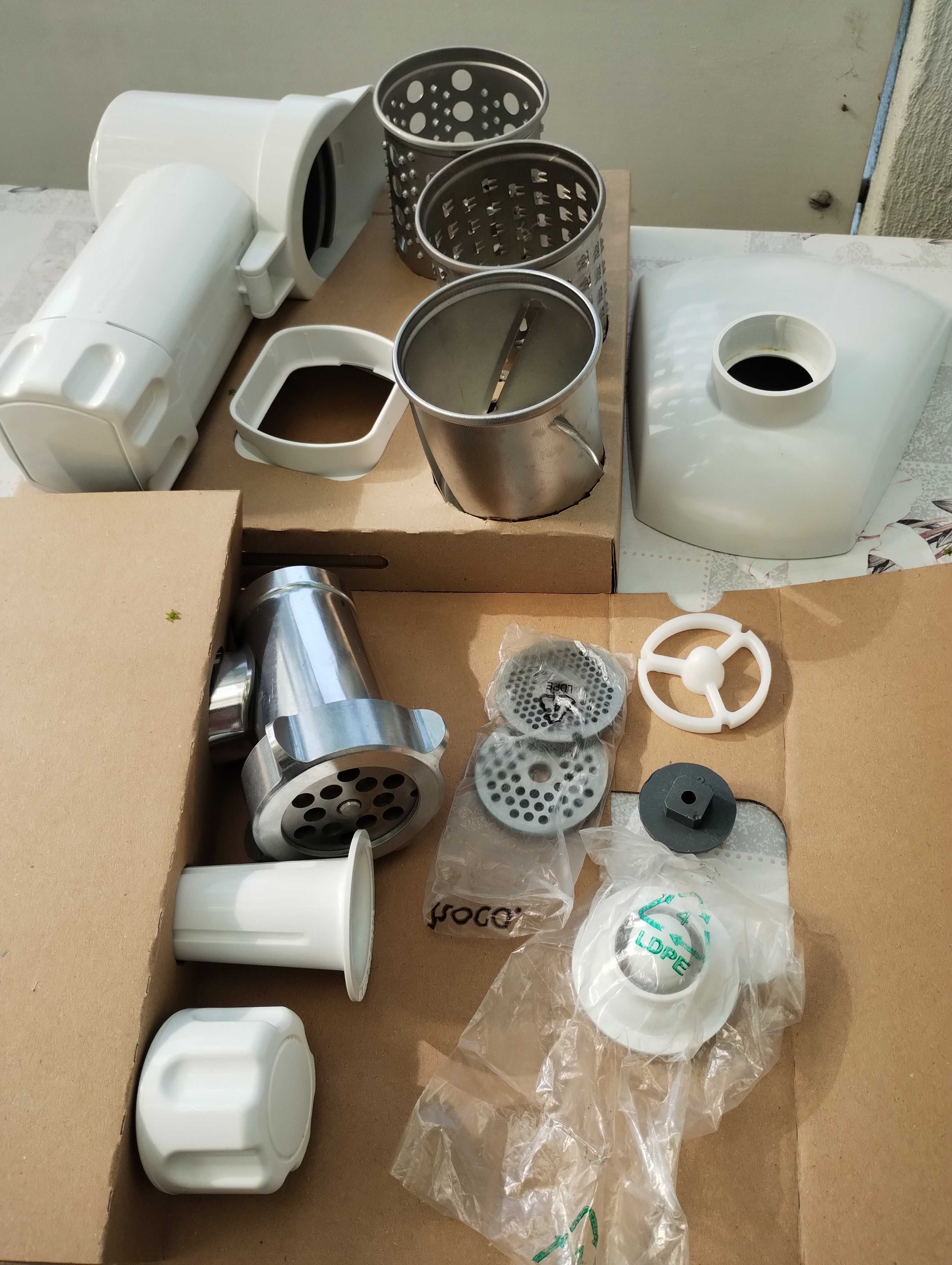М'ясорубка Bosch Compact Power MFW3640A