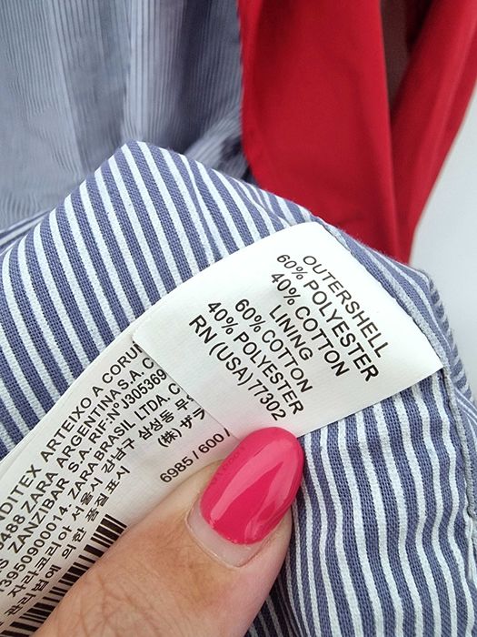 Gabardine vermelha com cinto Zara Kids, tamanho 11-12 anos