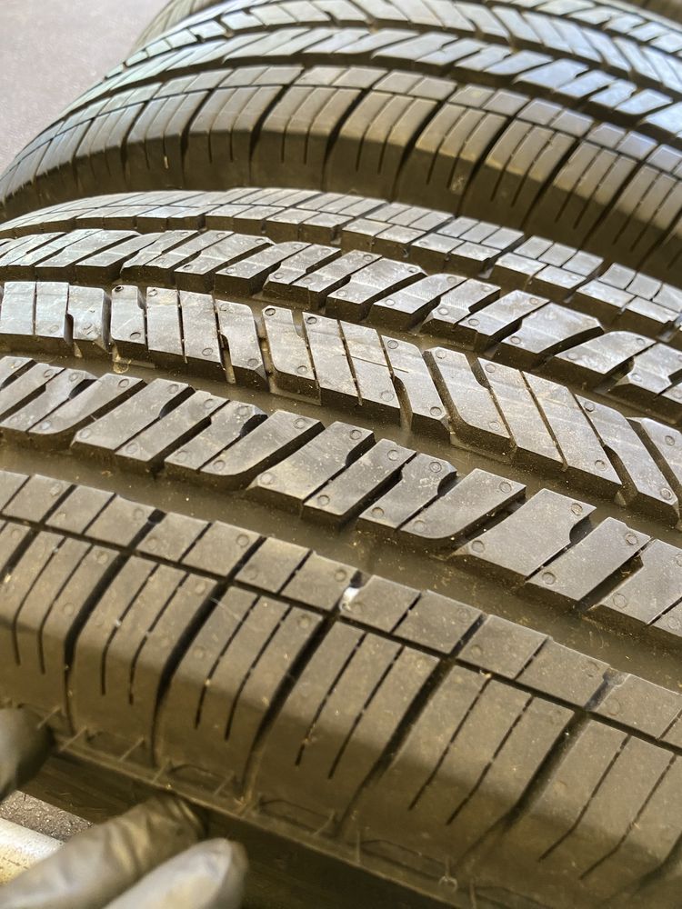 Pneus 245/75/17 Bridgestone Dueler H/T