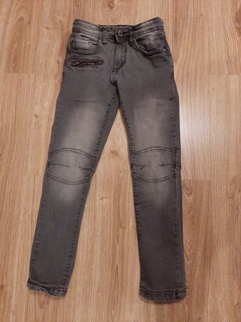 Spodnie jeansowe dla chłopca r. 146