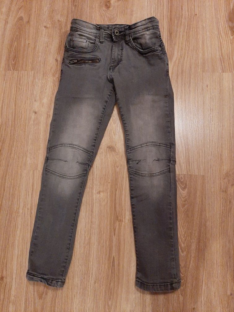 Spodnie jeansowe dla chłopca r. 146