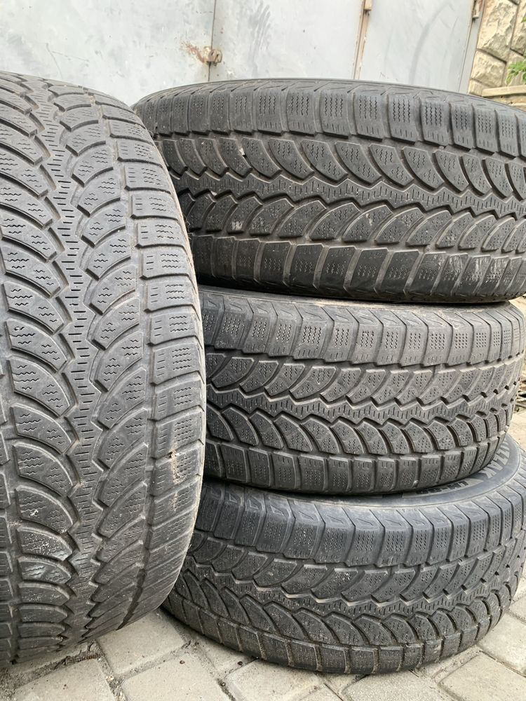 255/60 R18 Bridgestone комплект