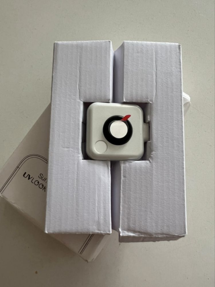 Uvlook mini camera for iPhone – skin care tool with uv detection