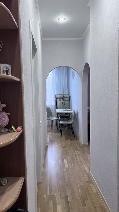 Гагарина.96 квартал.С Автономным отоплением 2х комнатная.Красная линия