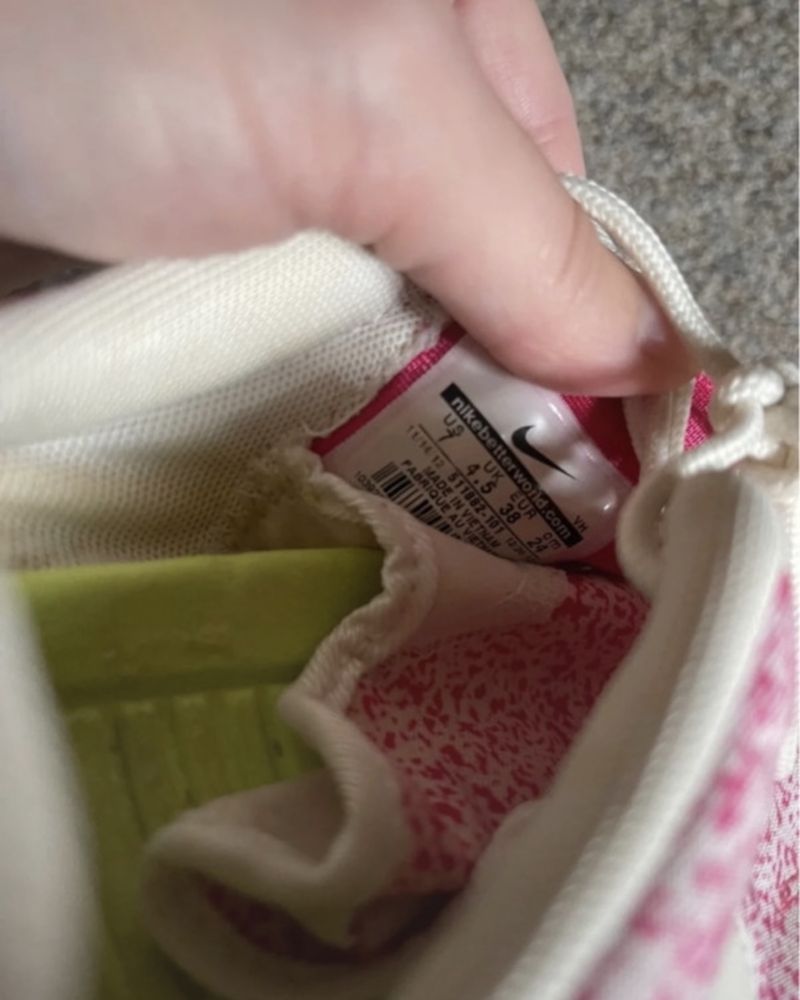 Buty Nike roshe run rózowe 38