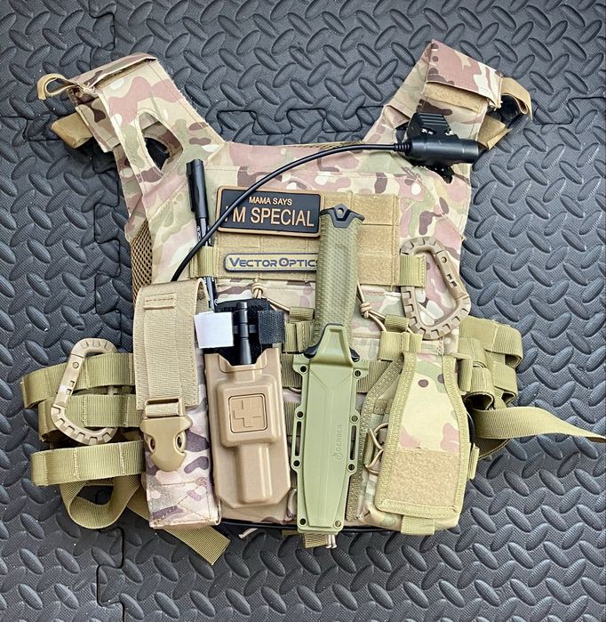 Kamizelka taktyczna typu fast. Przedmiot kolekcjonerski