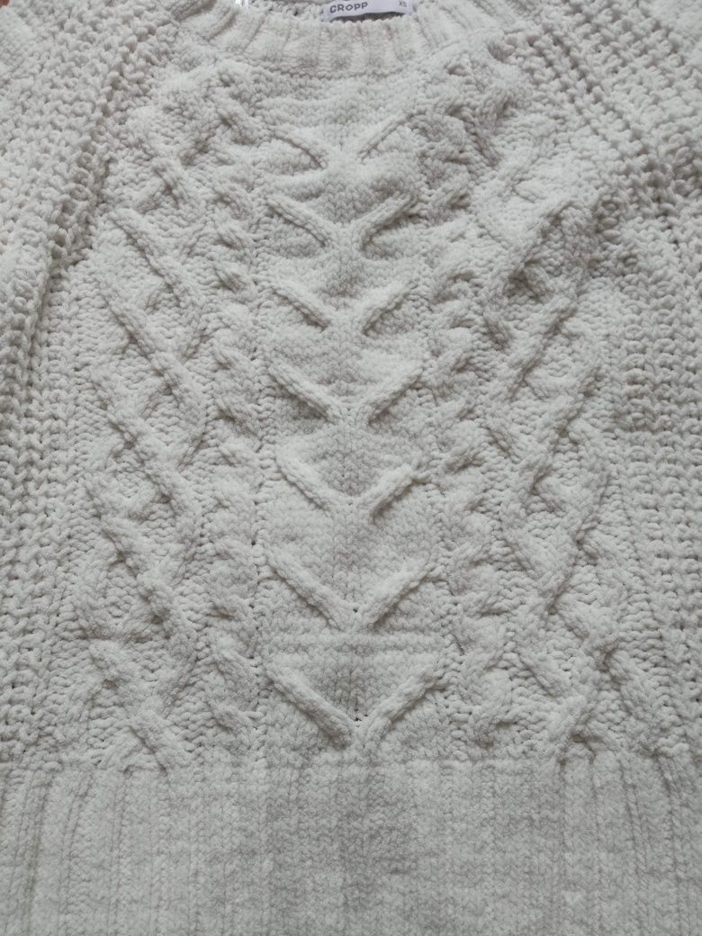 Sweter biały ciepły XS 34 Cropp