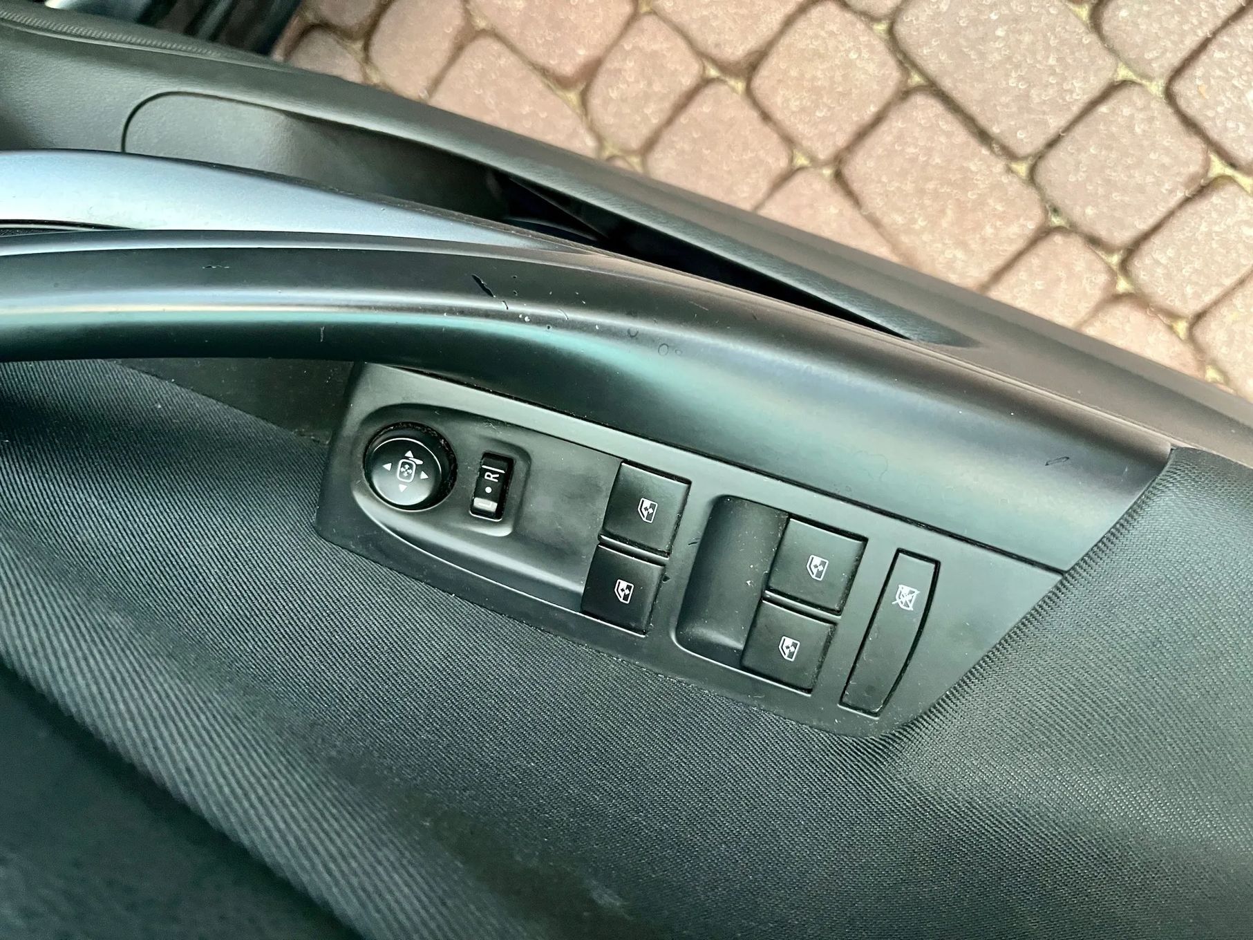 Opel Astra Model 2016, bezwypadkowy, bogate wyposażenie, nowe sprzęgło i dwumasa
